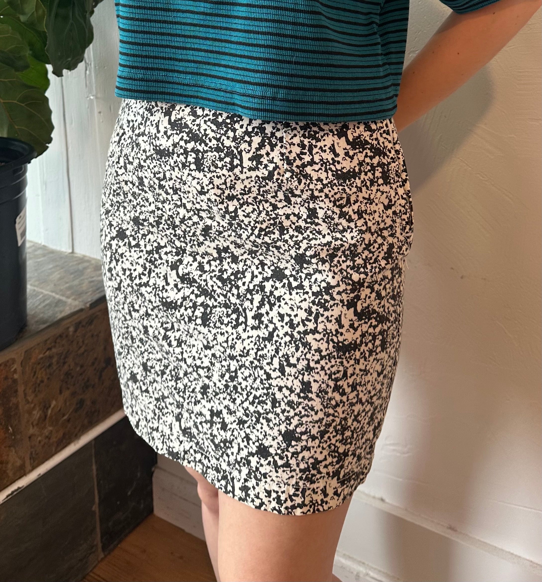 80s Esprit black/white speckle skirt