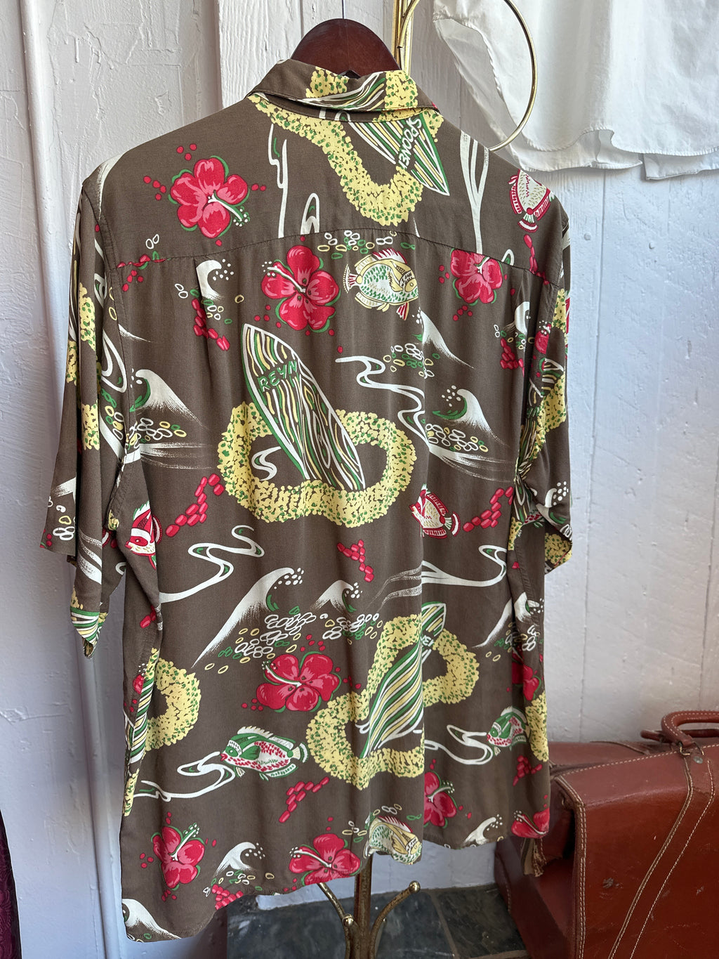 90s Reyn Spooner brown surf rayon shirt