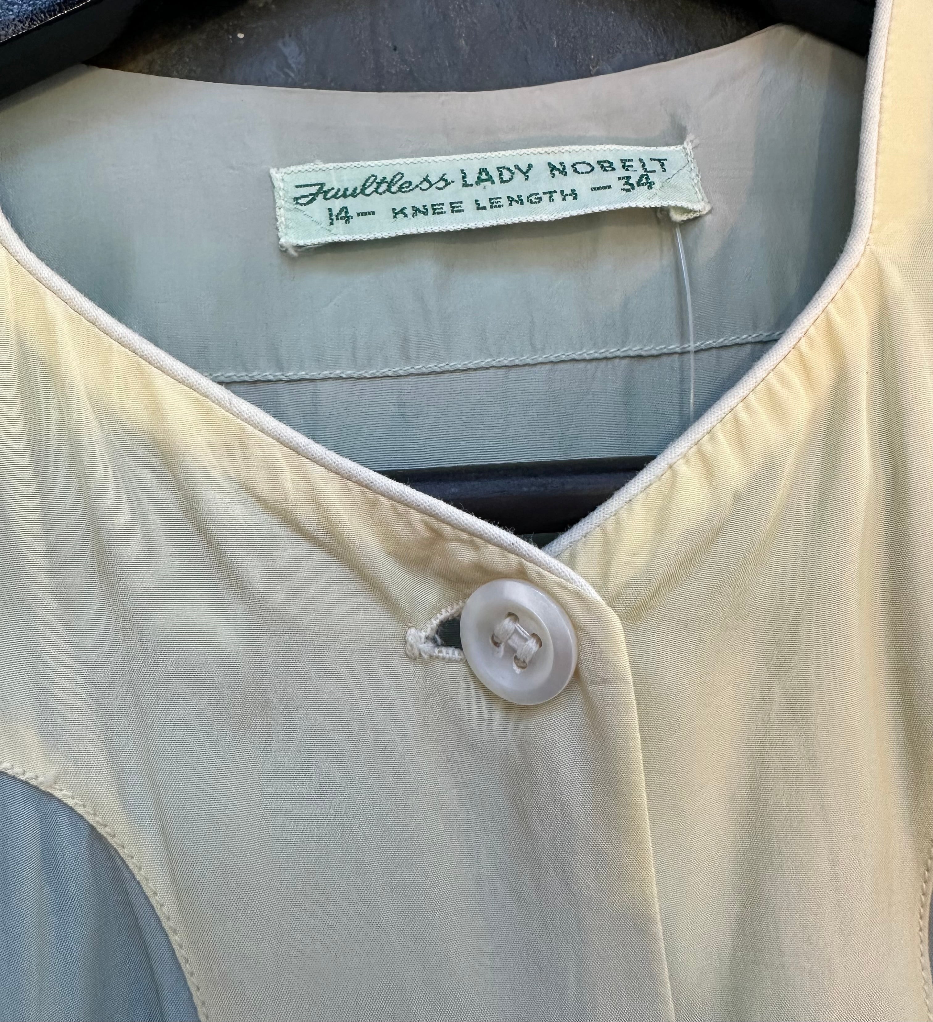 40s rayon two tone button up top