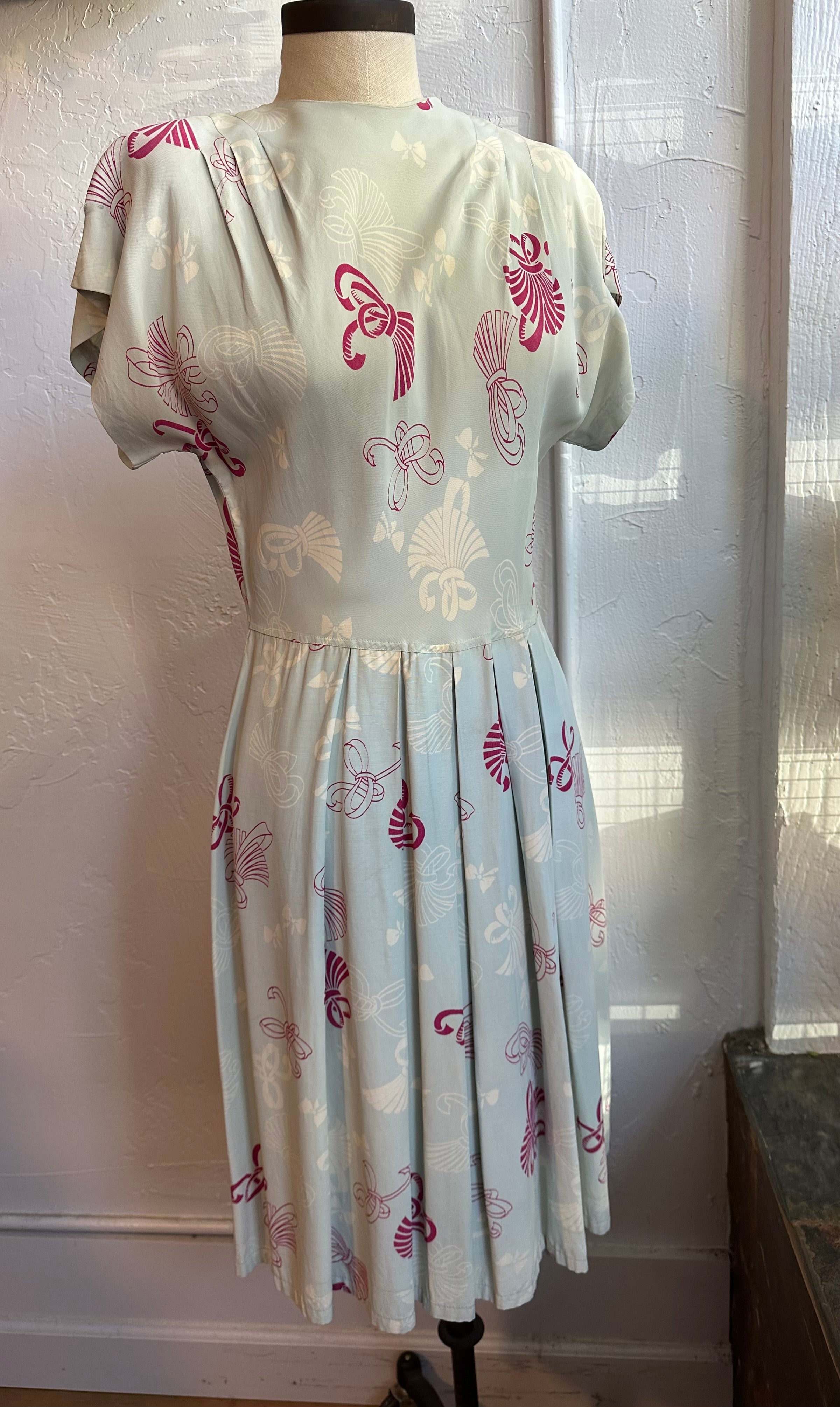 40s/50s tassel print rayon dress