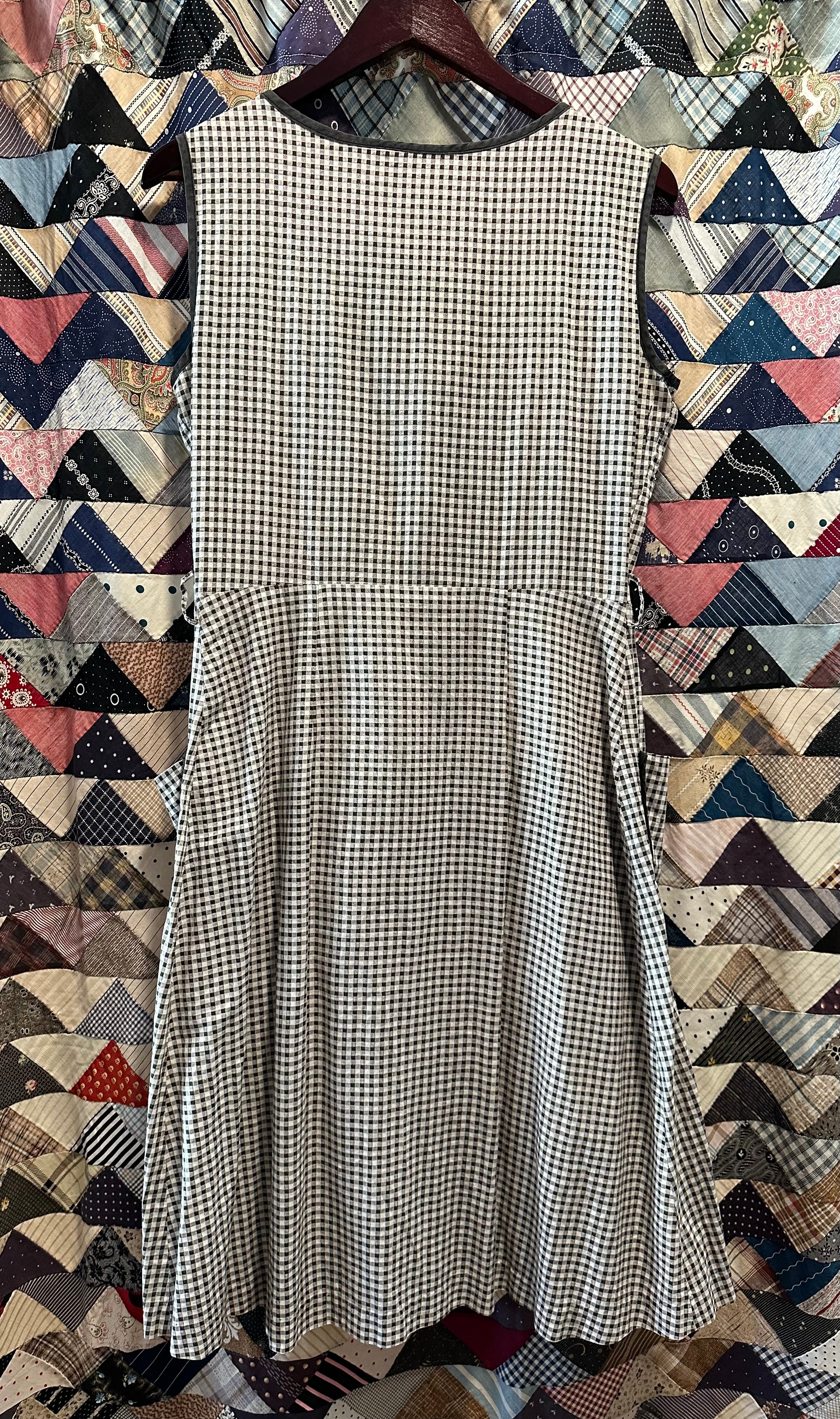 Loralyn B&W gingham button front dress