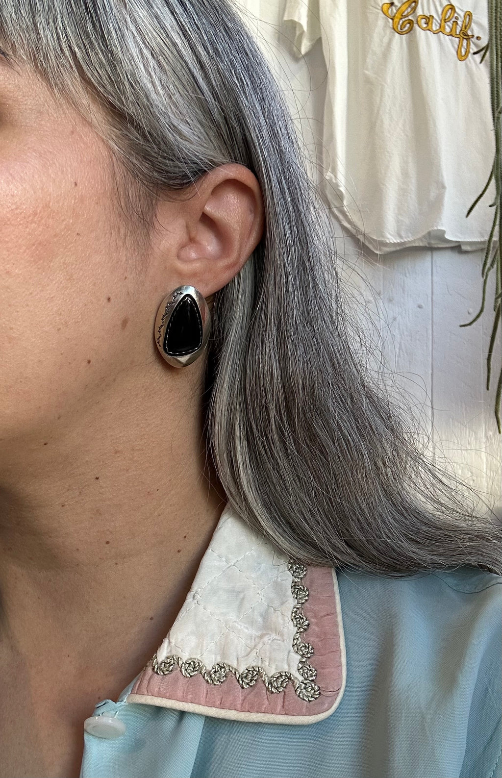 Large onyx sterling posts