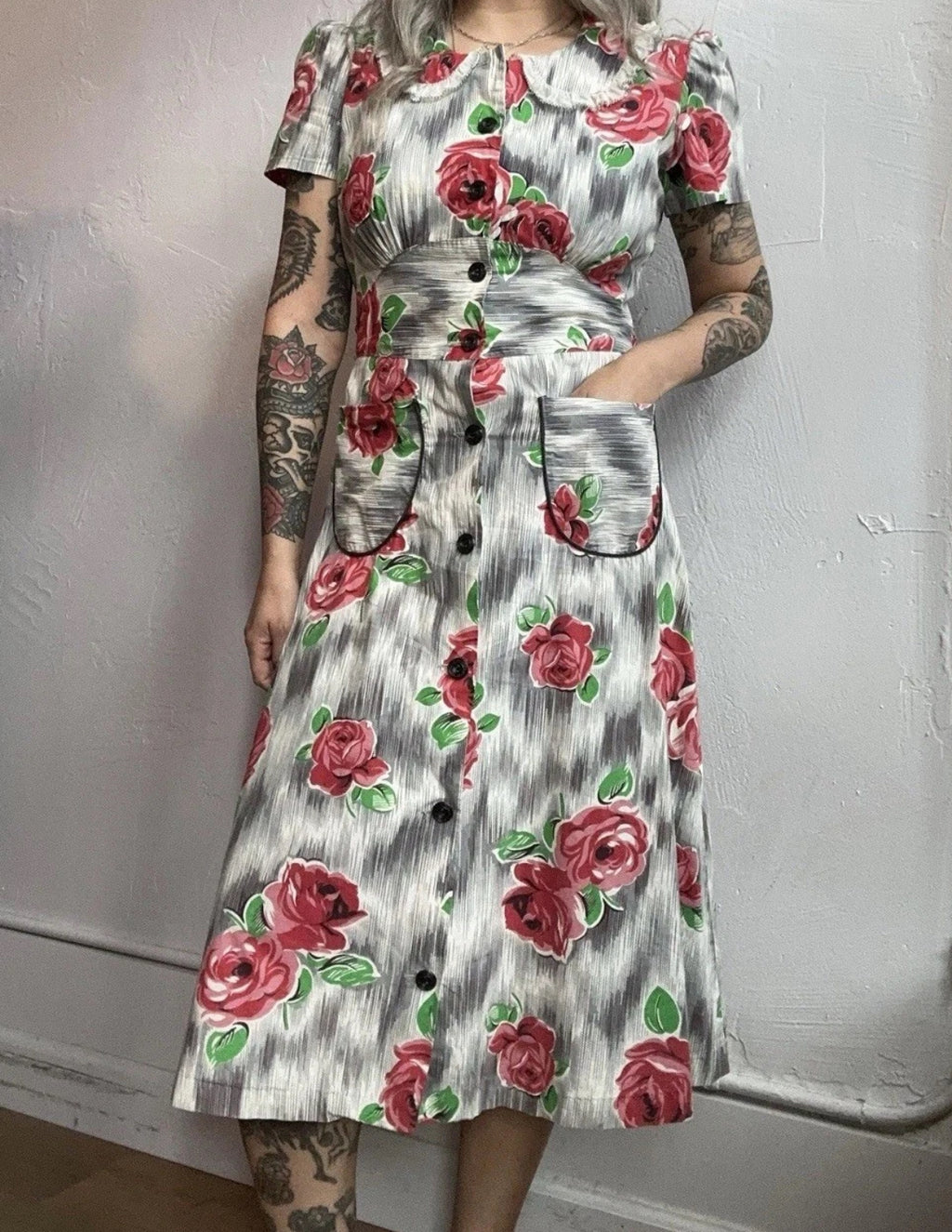 40s rose print button front dress