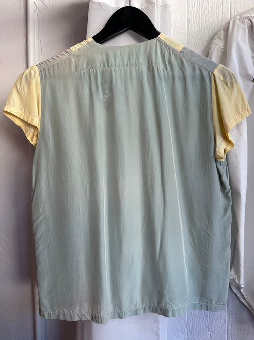 40s rayon two tone button up top