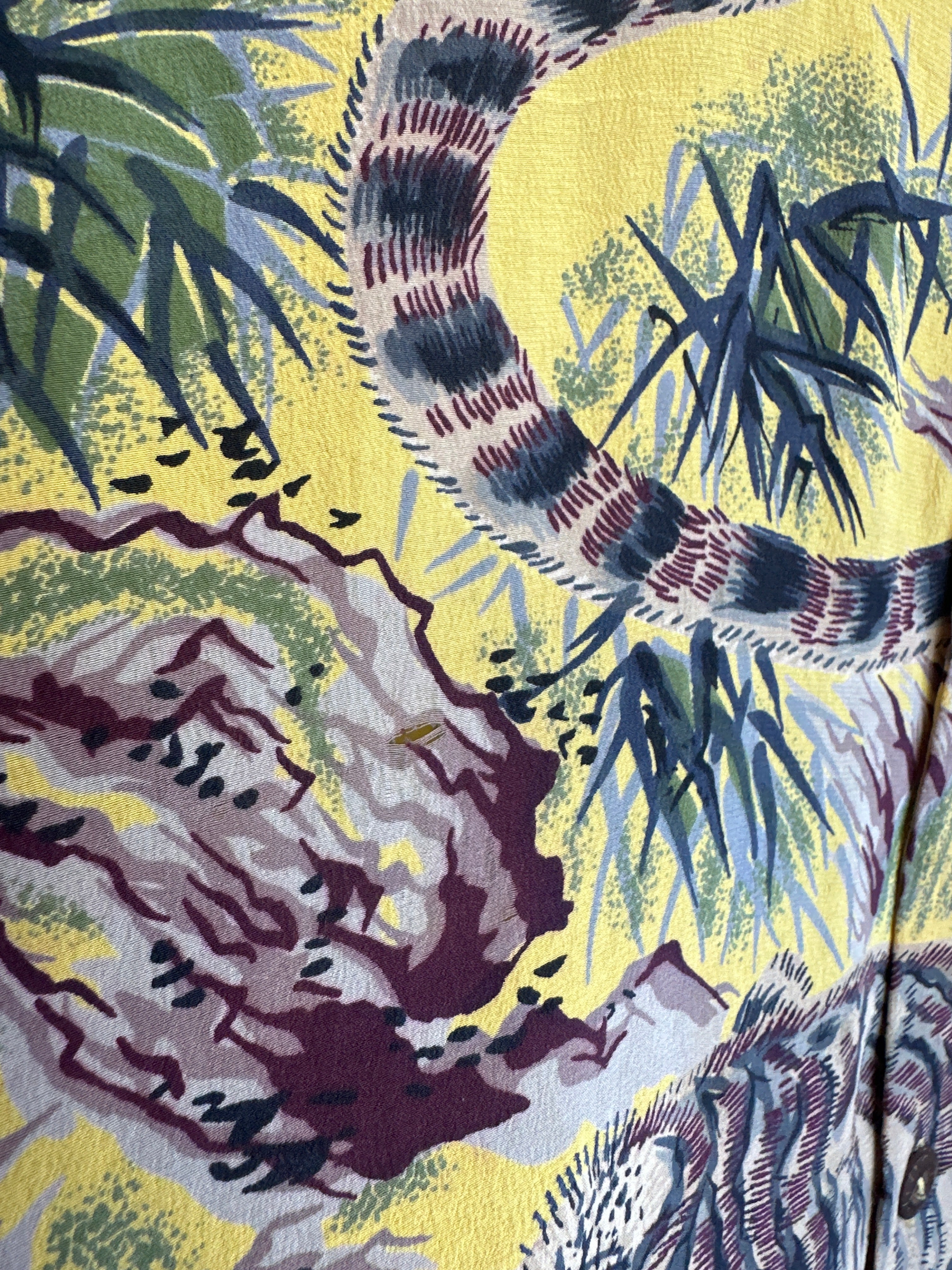 Avanti silk tiger print button up shirt