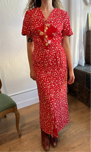 Load image into Gallery viewer, Abacus red floral s/s dress
