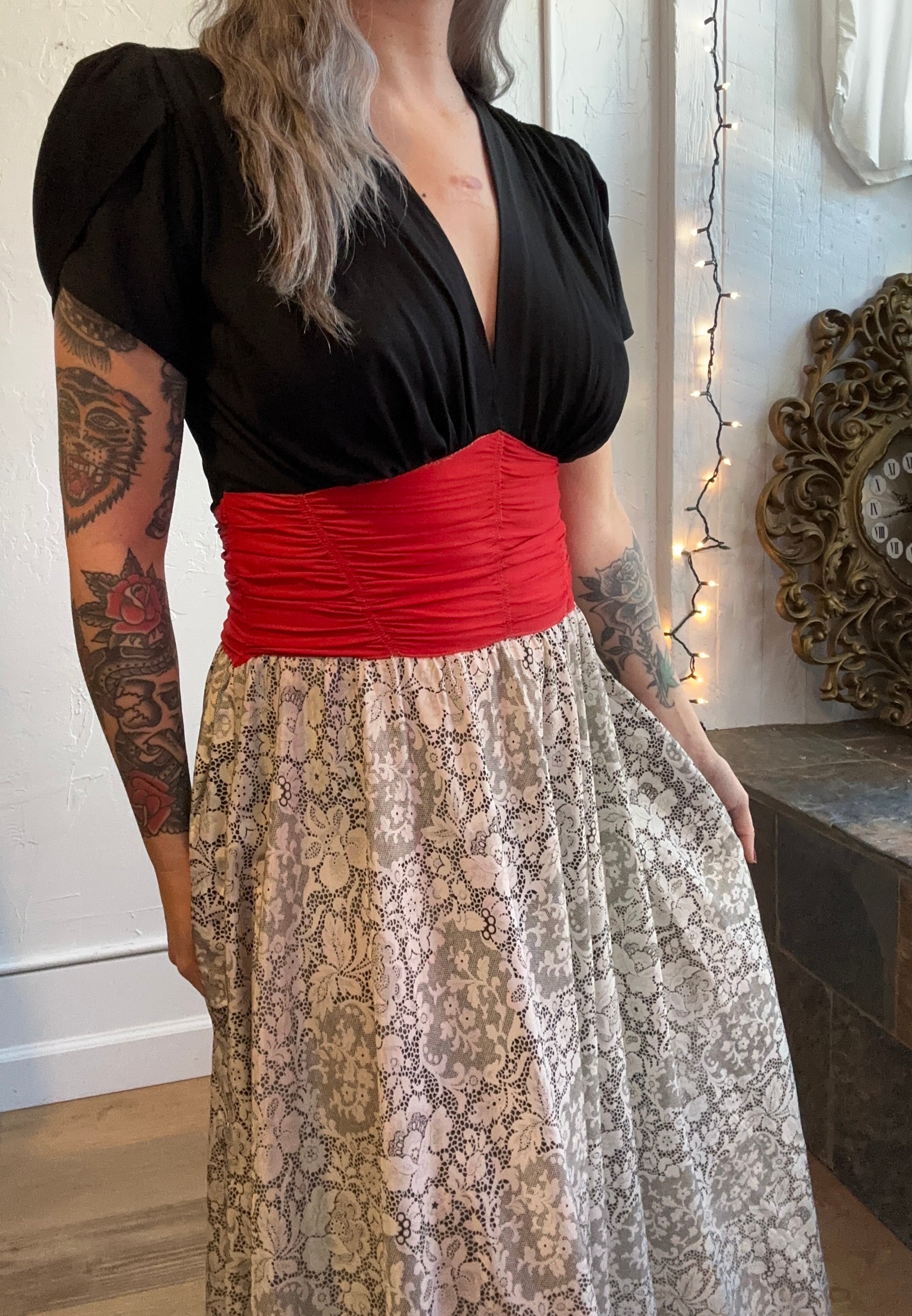 40s black/red bodice maxi dress w/lace print
