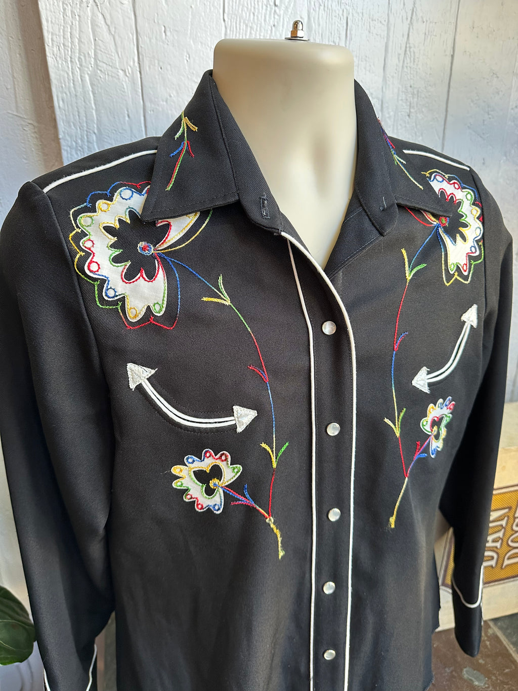 H bar C black western pearl snap
