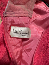 Load image into Gallery viewer, Lilli Diamond California 50s pink lace dress &amp; jacket set
