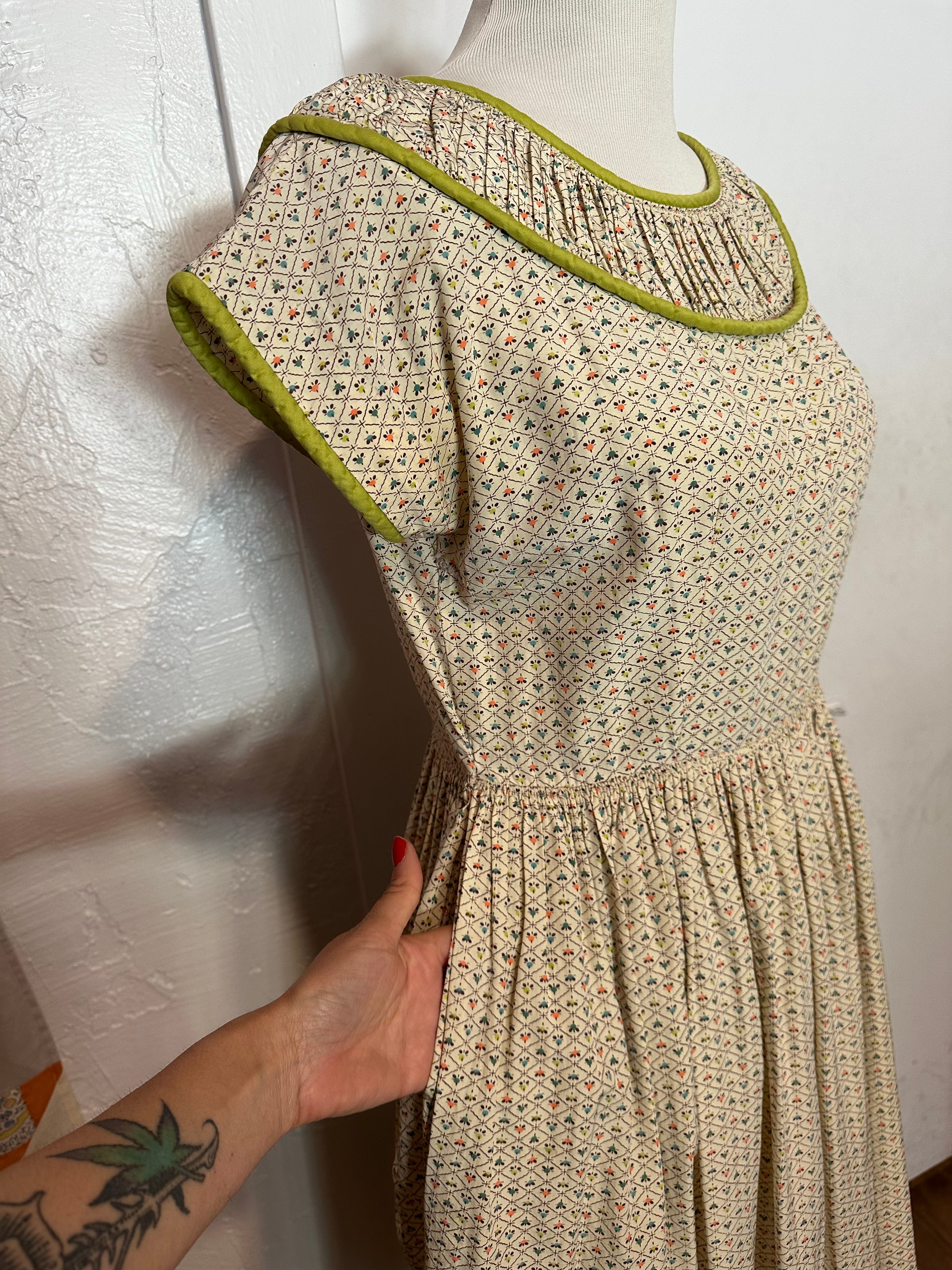 40s/50s Vicky Vaughn rayon white floral dress