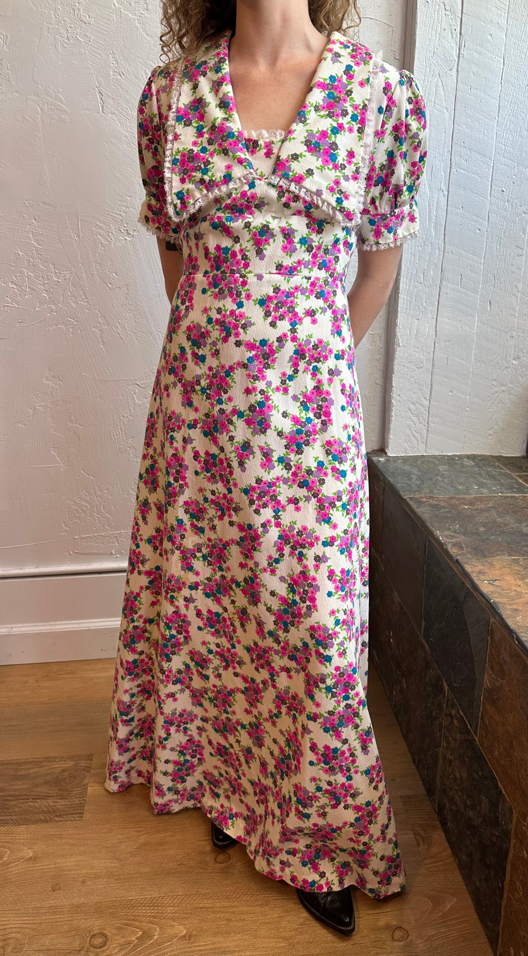 70s Barkcloth White Floral Maxi Dress