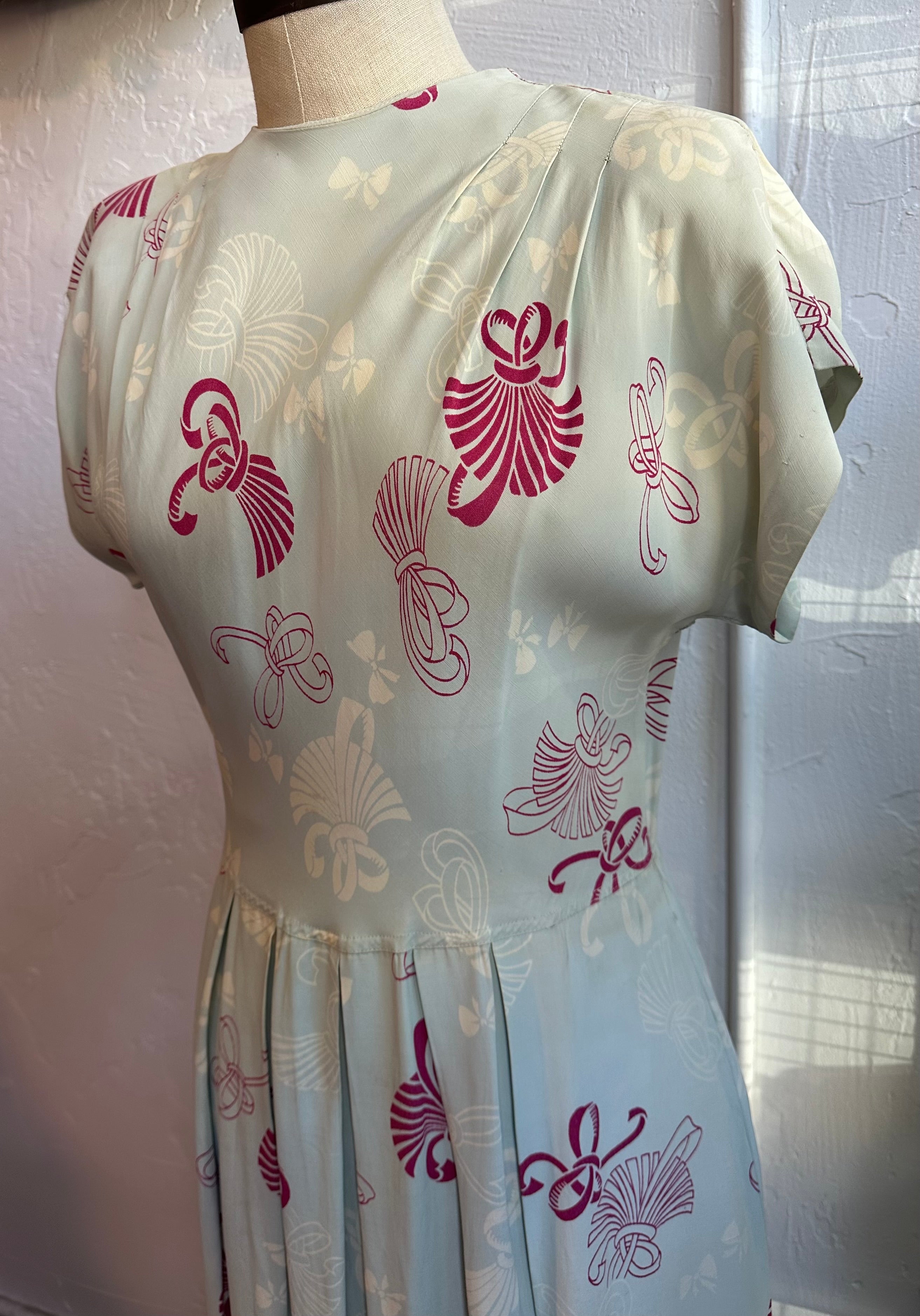 40s/50s tassel print rayon dress