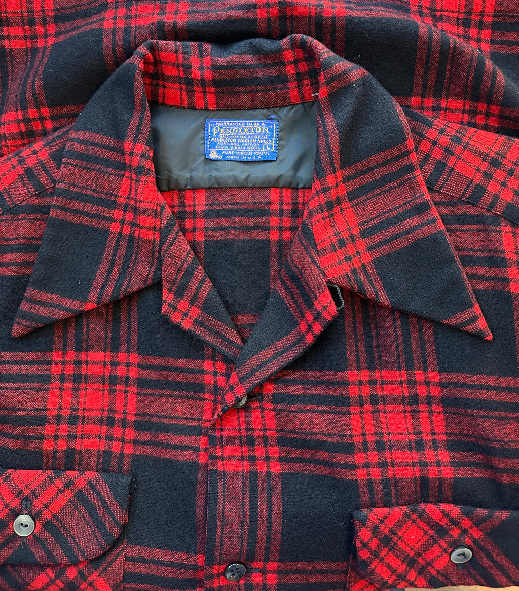 Pendleton red/black button up