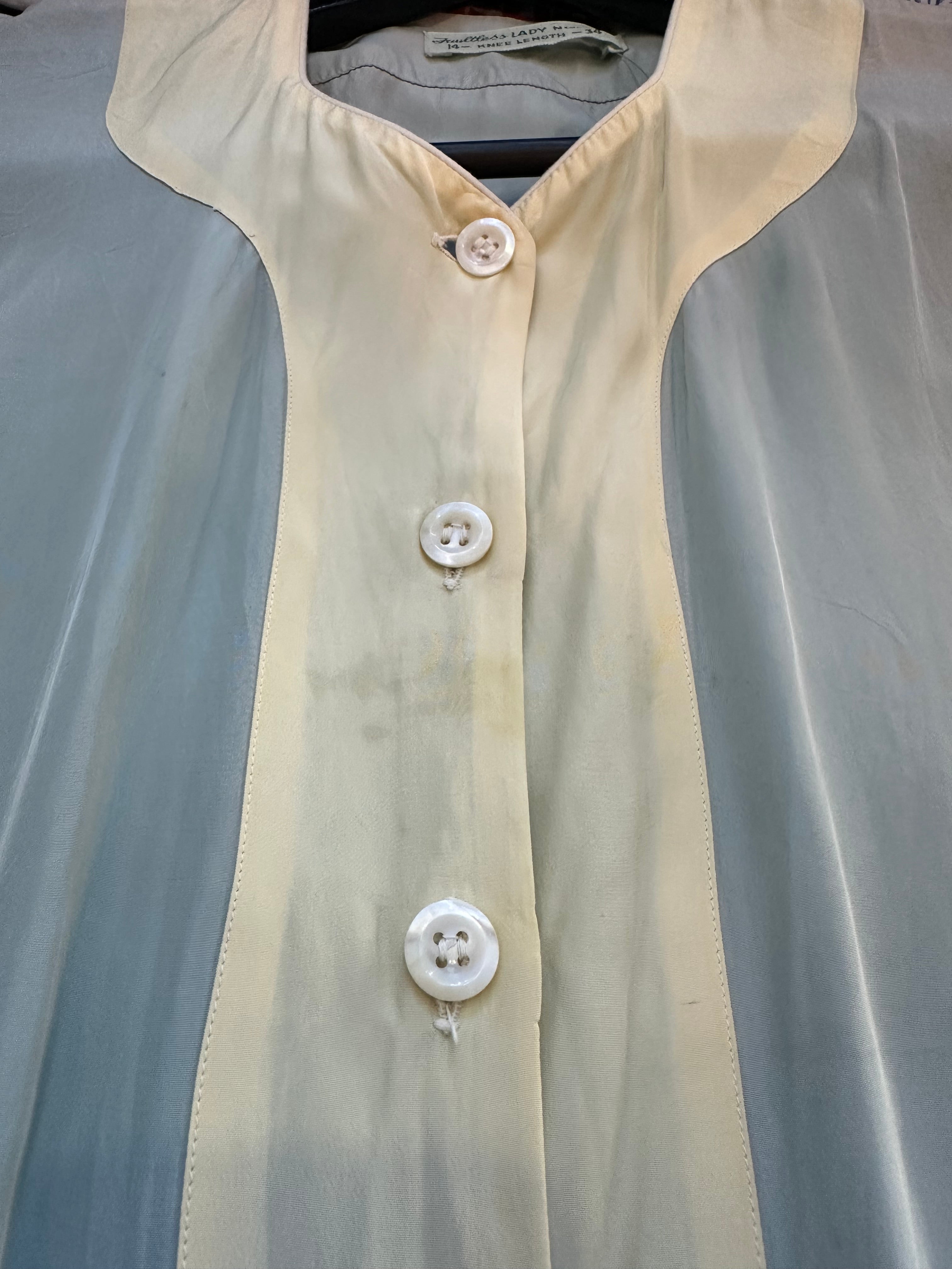 40s rayon two tone button up top