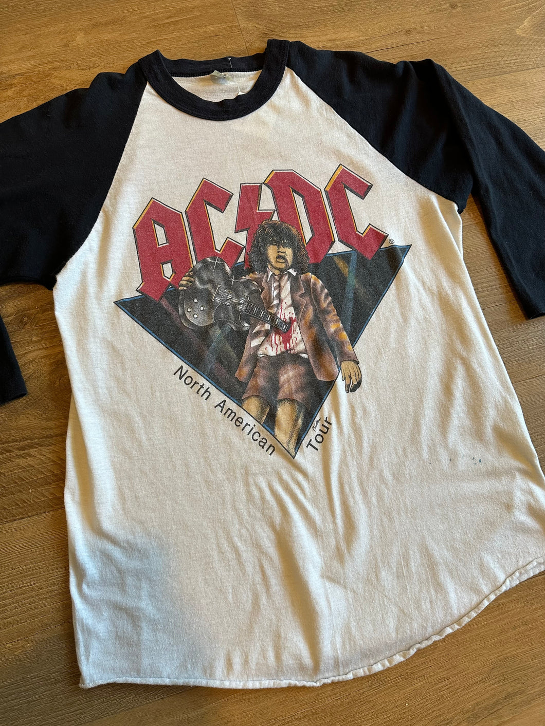 AC/DC 80s raglan