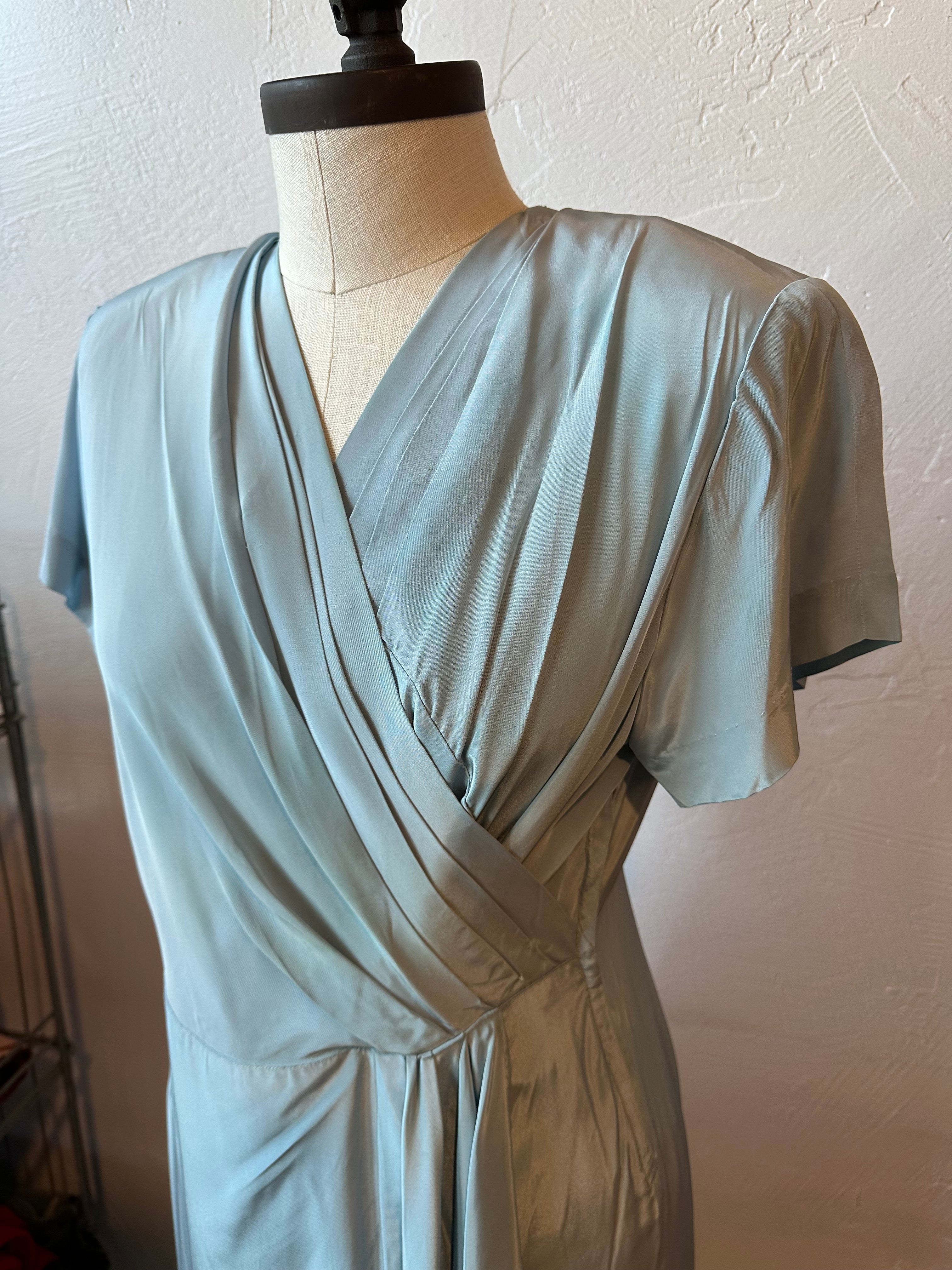 40s baby blue rayon gathered dress