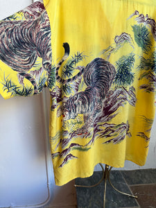 Avanti silk tiger print button up shirt
